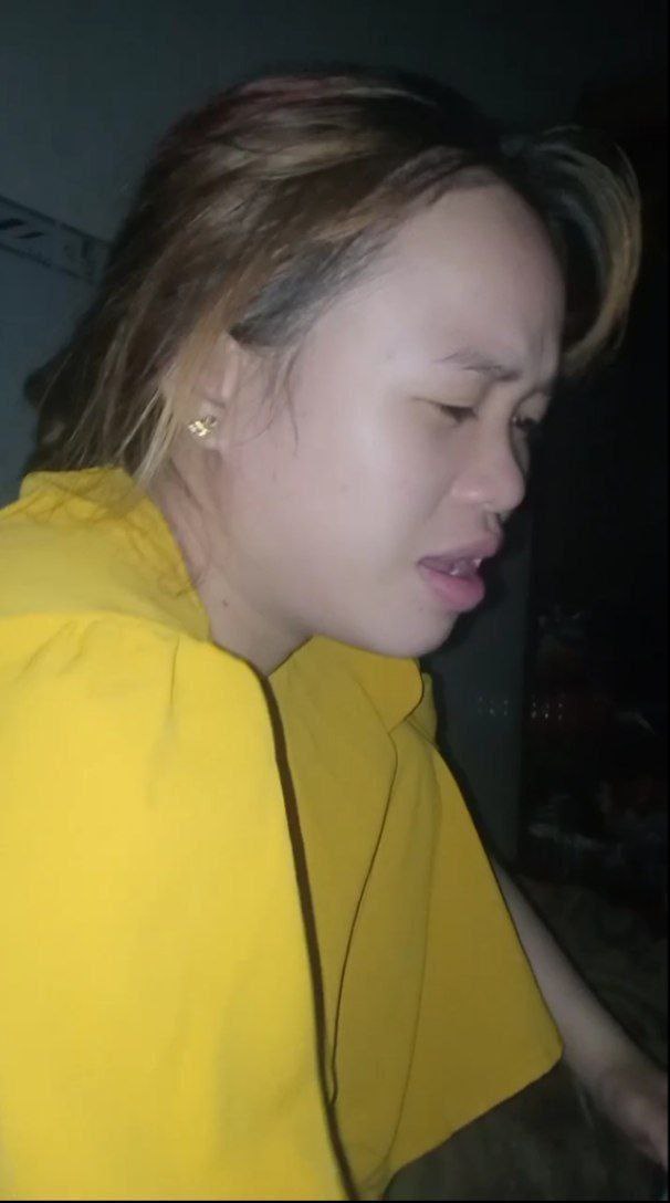 Người chồng quá yếu, vợ sắp cưới của con trai chỉ lên đỉnh khi lén lút với bố chồng
