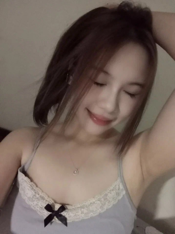 Chịch em make up Vũ Thu Hiền lồn tơ nhún cặc cực dẻo
